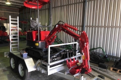 Digger-King-10-on-Trailer-Ready-to-go