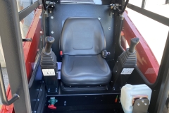 590t-skid-steer-11