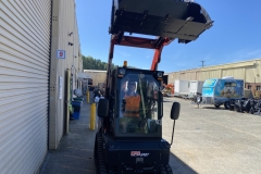 590t-skid-steer-30