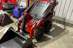 T15-Tracked-Mini-Skid-Steer-Loader-12