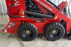 T15-Tracked-Mini-Skid-Steer-Loader-22