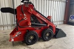 T15-Tracked-Mini-Skid-Steer-Loader-23