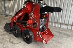 T15-Tracked-Mini-Skid-Steer-Loader-6